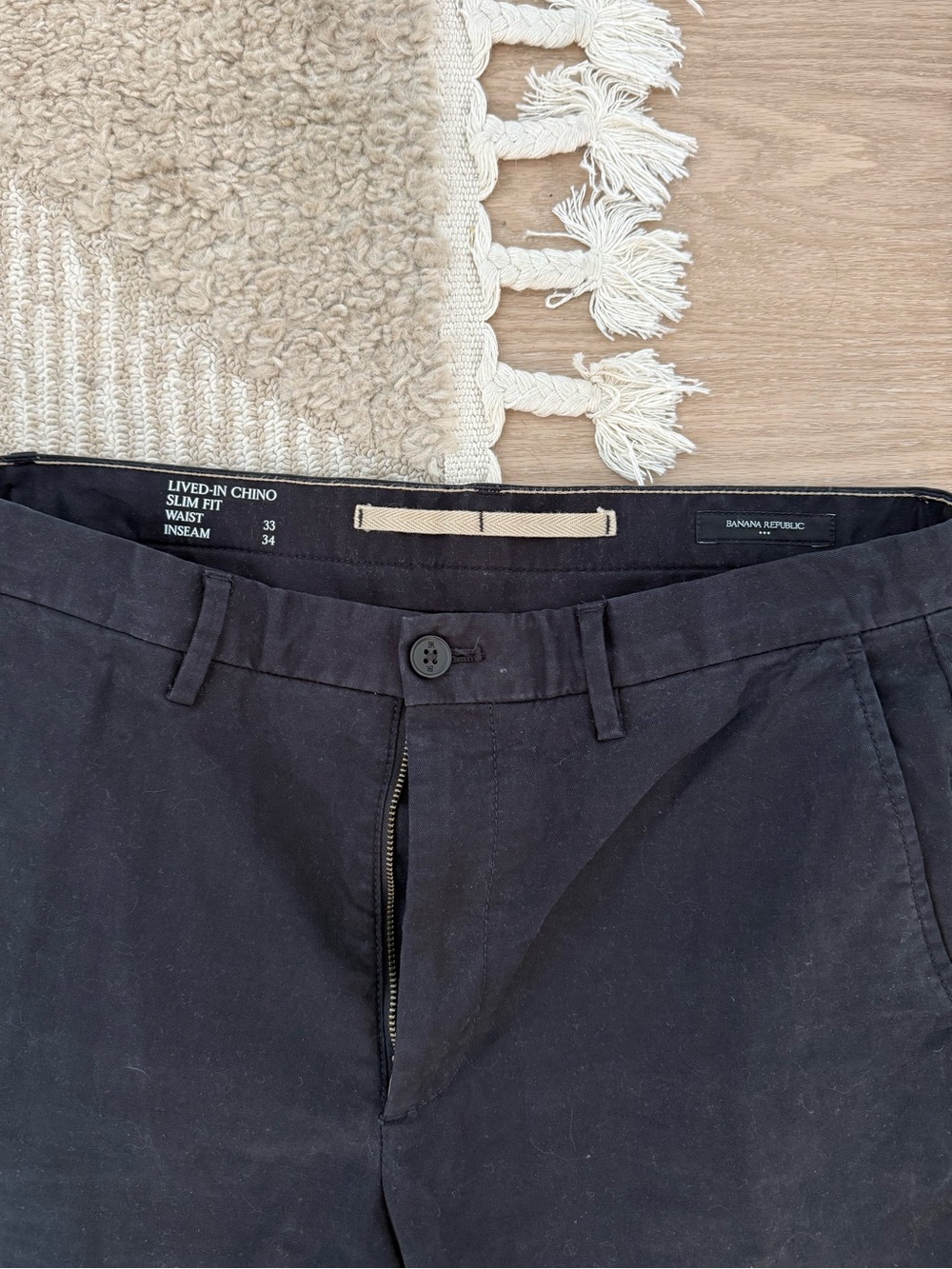 Banana Republic Black flat front chino 33x34